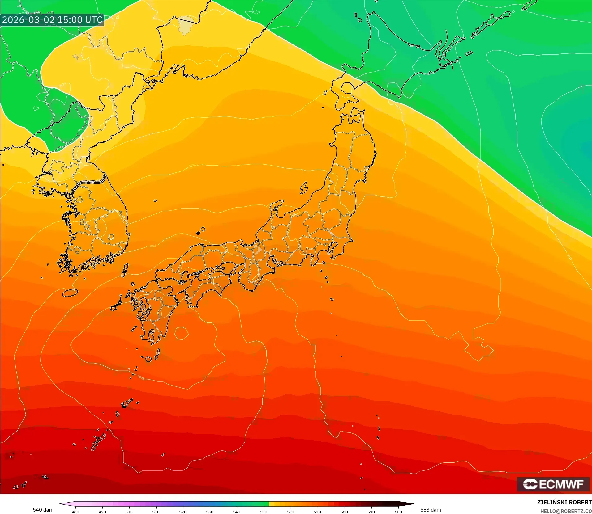ECMWF IFS 0.25° model - 日本, 500hPaのジオポテンシャル高度