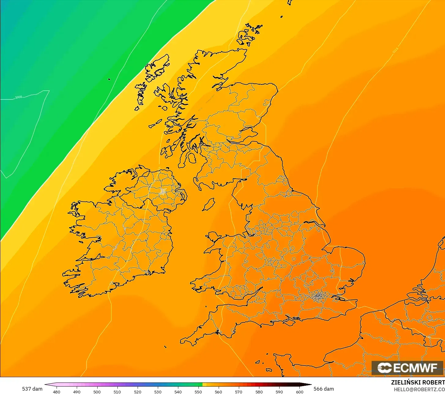 ECMWF IFS 0.25° モデル - イギリス, 500hPaのジオポテンシャル高度