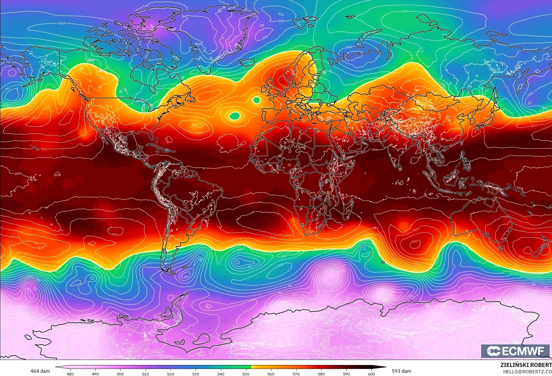 ECMWF IFS 0.25° モデル - 世界, 500hPaのジオポテンシャル高度