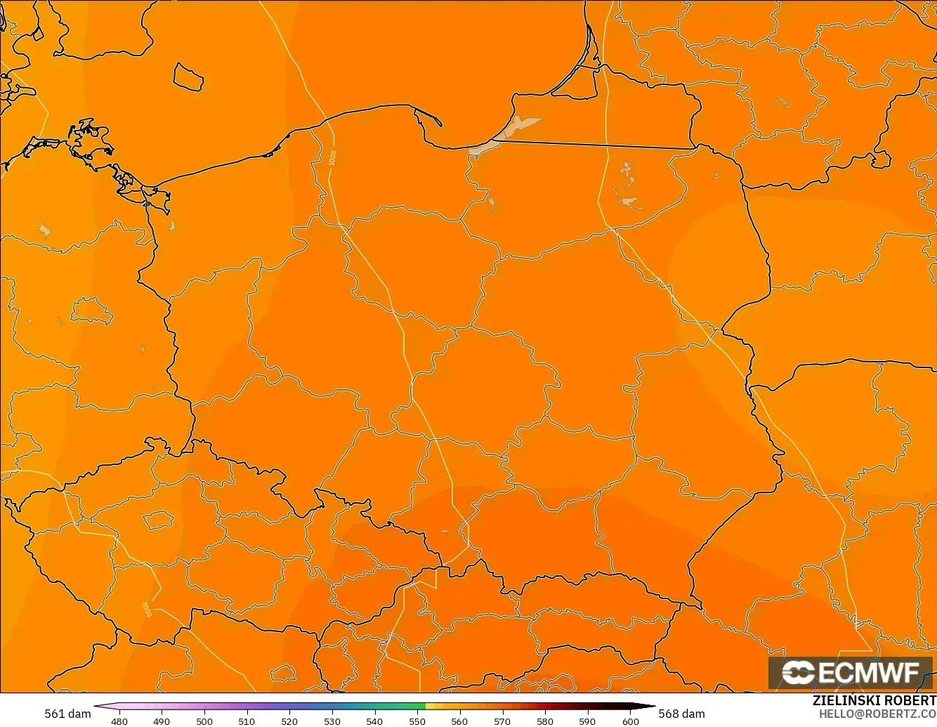 ECMWF IFS 0.25° モデル - ポーランド, 500hPaのジオポテンシャル高度