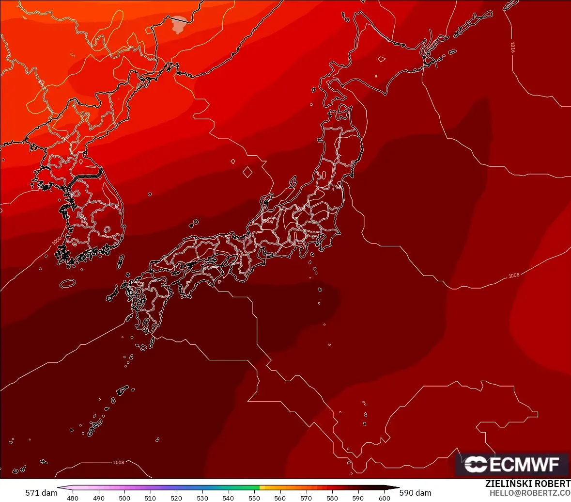 ECMWF IFS 0.25° モデル - 日本, 500hPaのジオポテンシャル高度