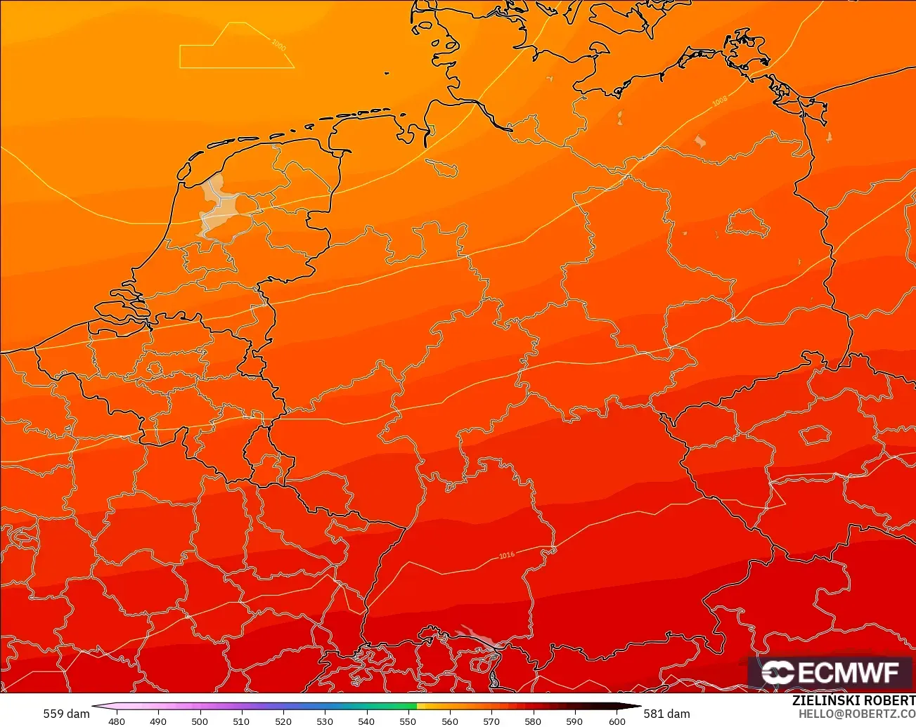 ECMWF IFS 0.25° モデル - ドイツ, 500hPaのジオポテンシャル高度