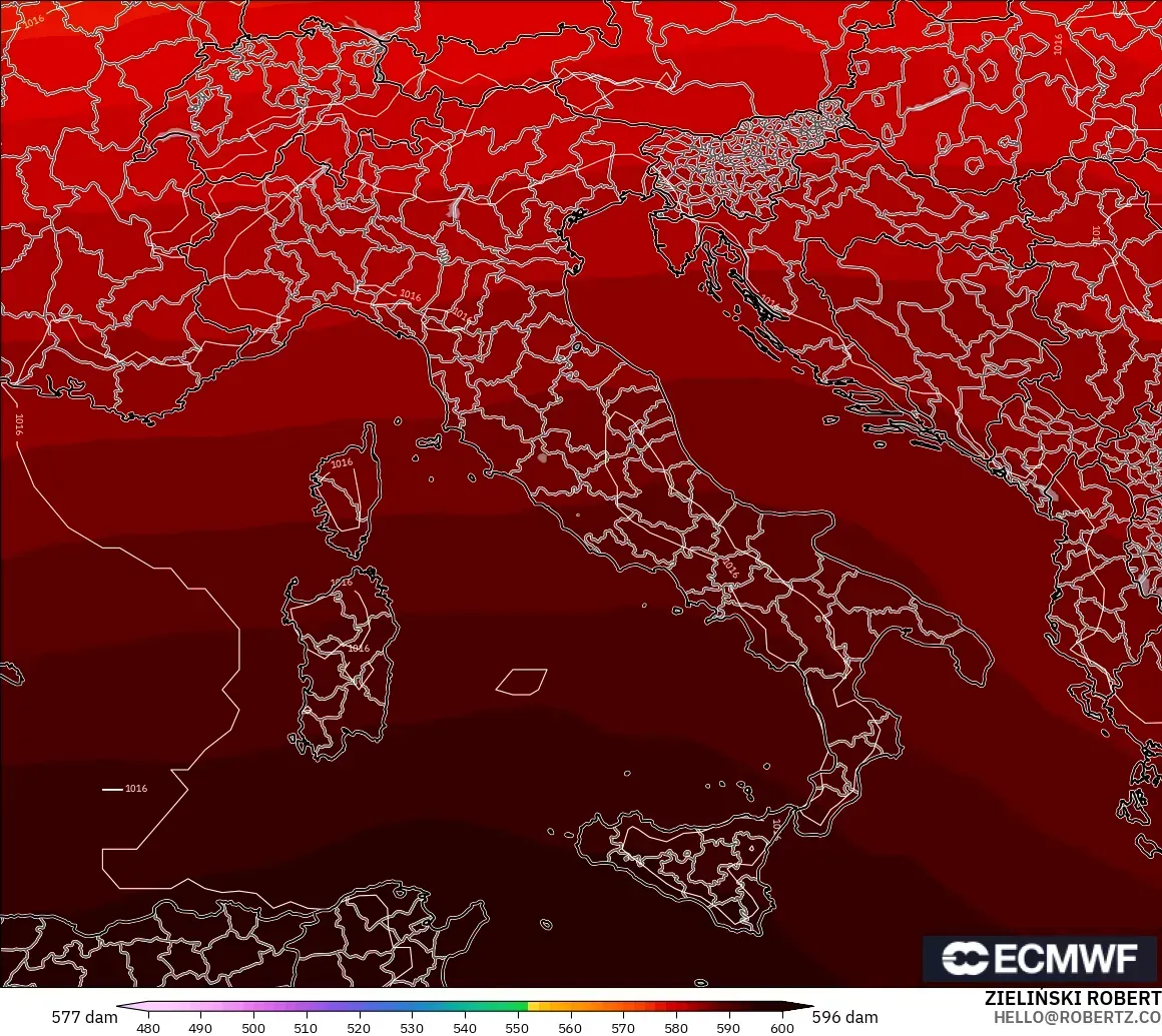 ECMWF IFS 0.25° モデル - イタリア, 500hPaのジオポテンシャル高度