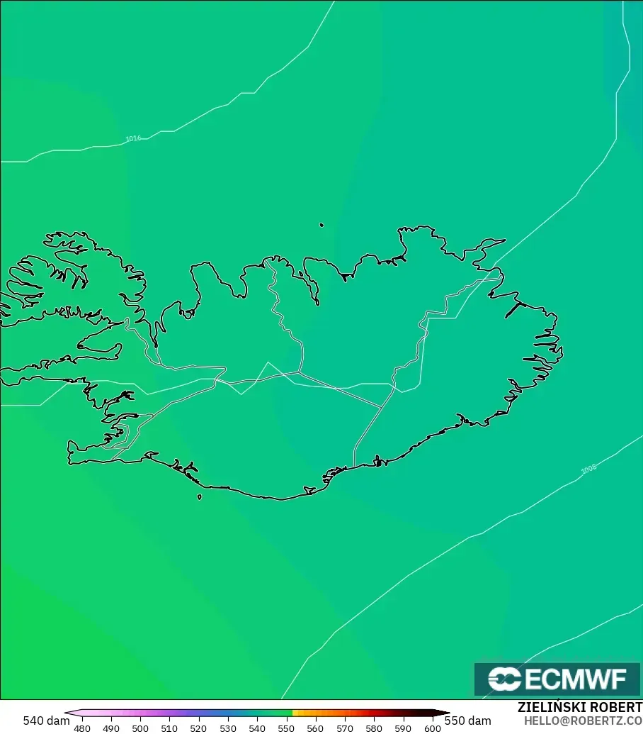 ECMWF IFS 0.25° モデル - アイスランド, 500hPaのジオポテンシャル高度