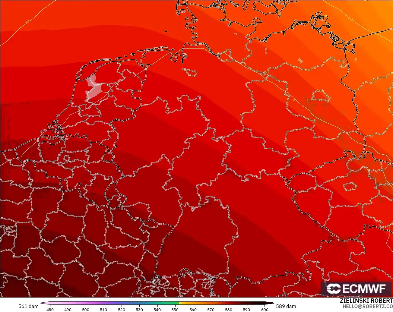 ECMWF IFS 0.25° モデル - ドイツ, 500hPaのジオポテンシャル高度