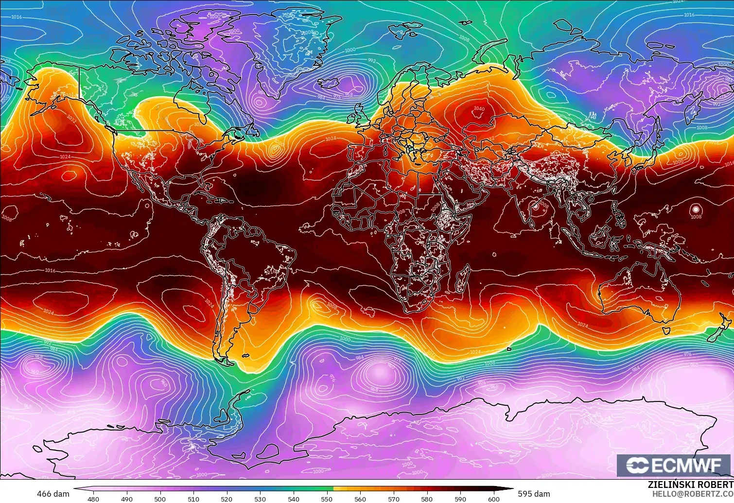 ECMWF IFS 0.25° モデル - 世界, 500hPaのジオポテンシャル高度