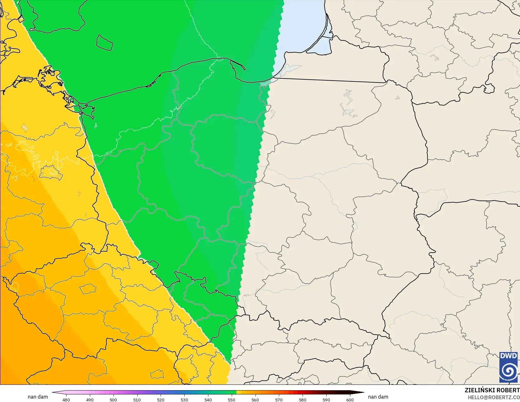 ICON ドイツ 2 km モデル - ポーランド, 500hPaのジオポテンシャル高度