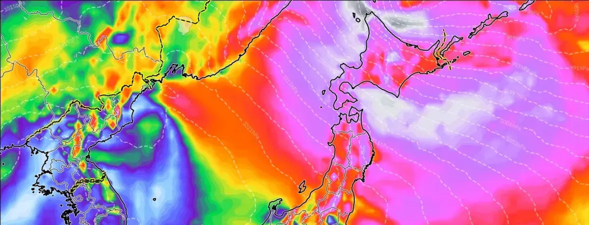 突風は最大瞬間風速23メートルに強まる見込み。最大67ミリの大雨が西日本を襲う見込み。低い道路では冠水に注意。